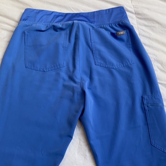 Figs Zamora “Ceil Blue” scrub joggers - Picture 4 of 5